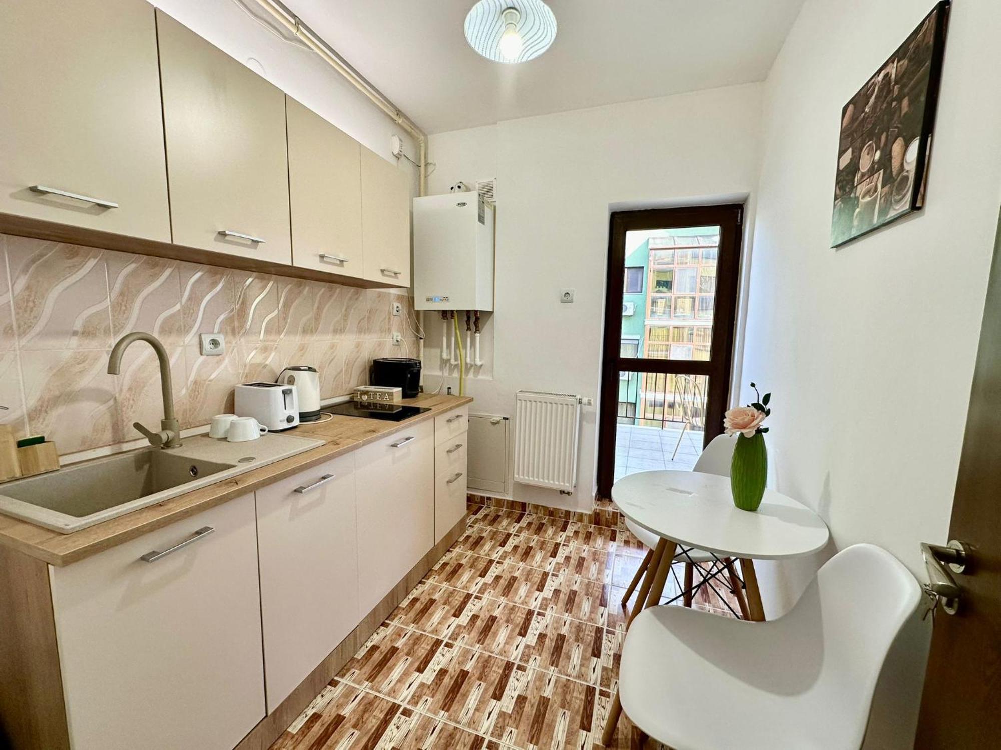 Apartament Novara 17 Κραϊόβα Εξωτερικό φωτογραφία