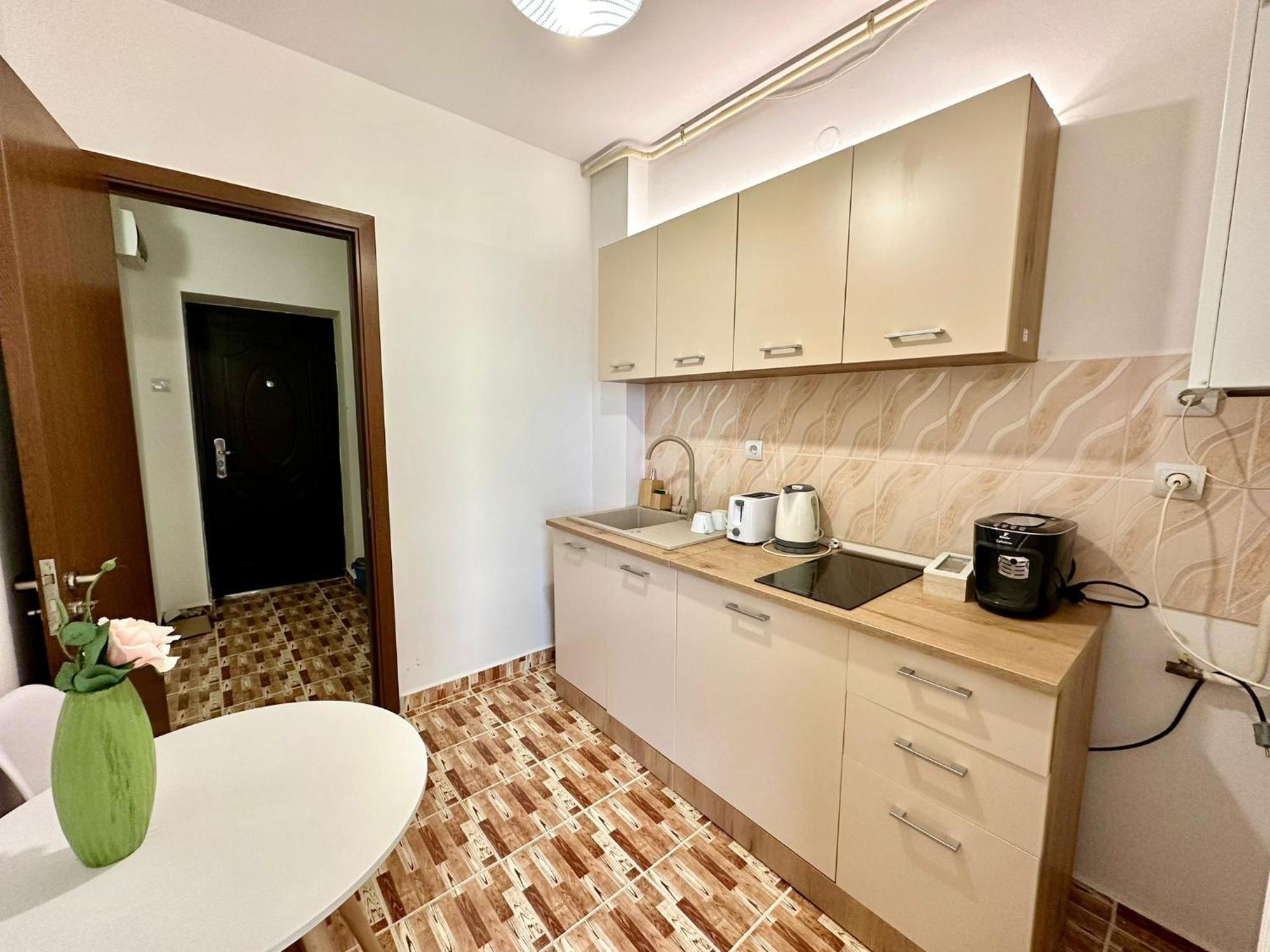 Apartament Novara 17 Κραϊόβα Εξωτερικό φωτογραφία